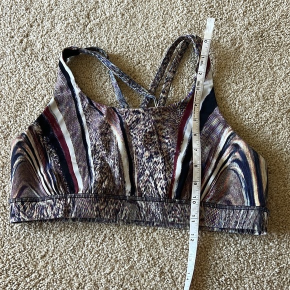 Lululemon Energy Sports Bra Nulux In Polychromatic. Size 10. - Picture 7 of 7